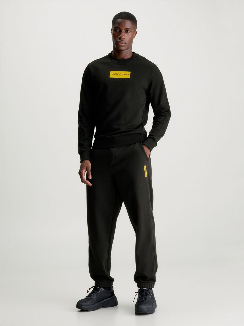Jogger-relaxed-con-logo