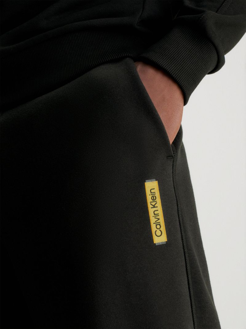 Jogger-relaxed-con-logo