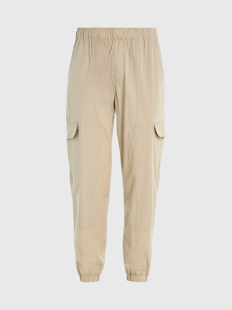 Pantalon-cargo-tapered-de-nailon-reciclado