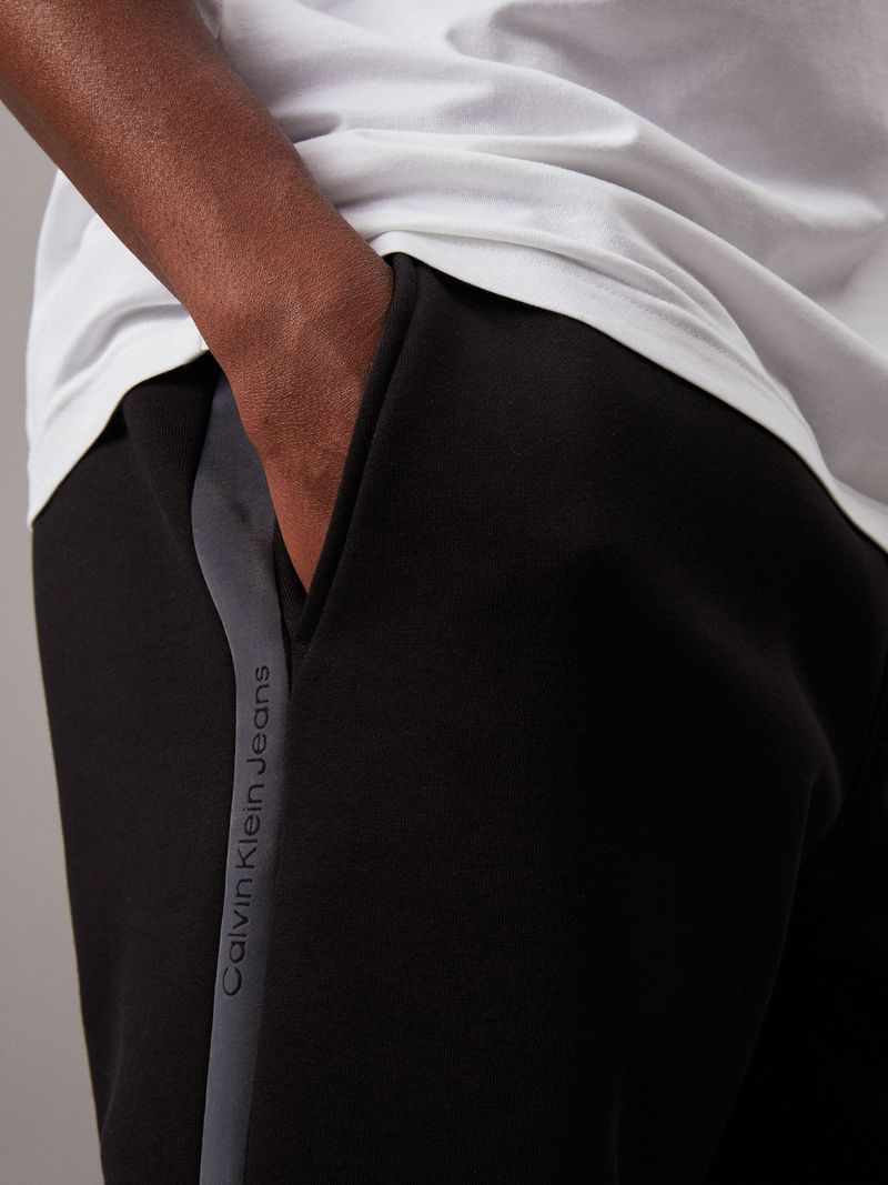 Pantalon-deportivo-de-felpa-con-cinta-con-el-logo