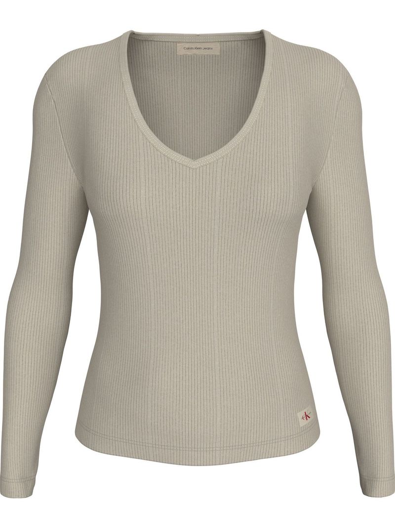 Playera-manga-larga-con-escote-en-v