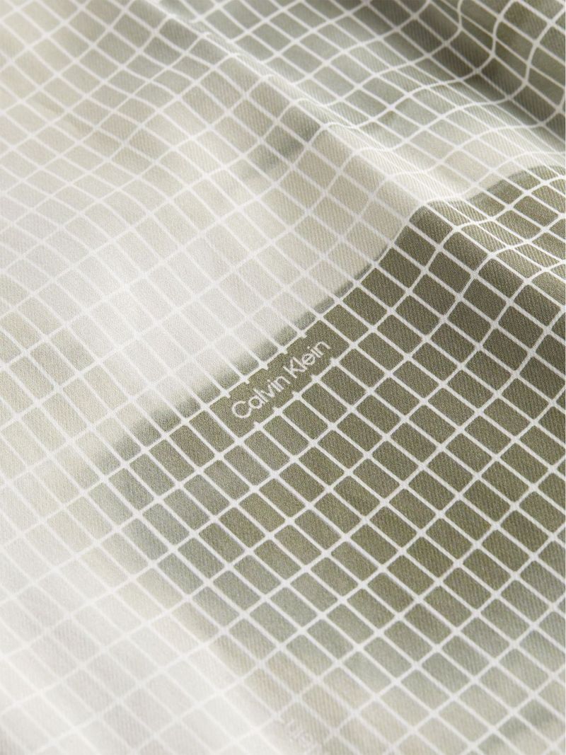 Camisa-de-algodon-con-estampado-tonal