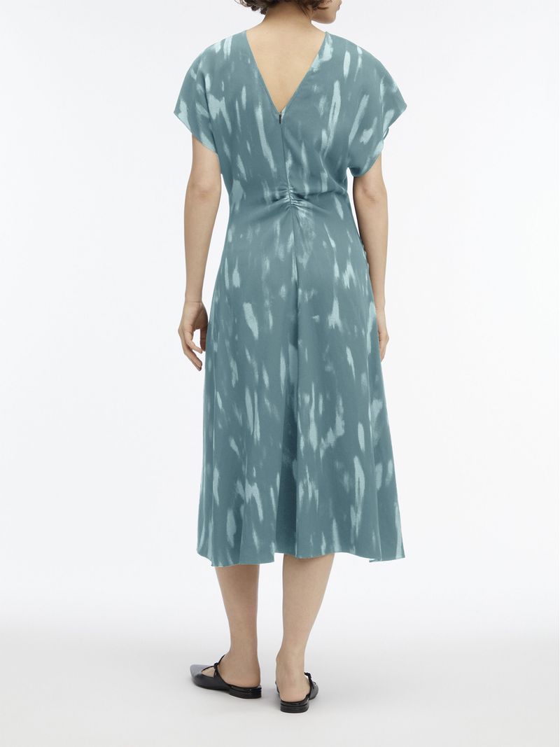 Vestido-midi-manga-corta