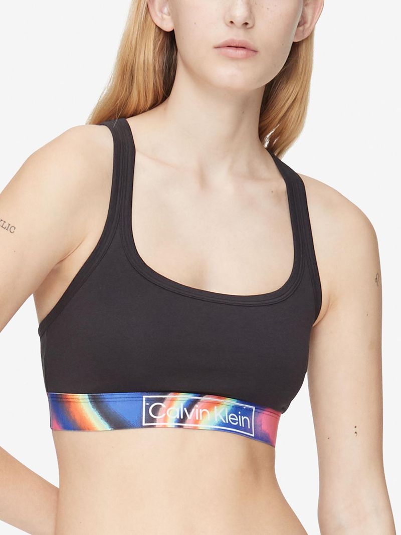 Bralette-con-espalda-cruzada---Reimagined-heritage