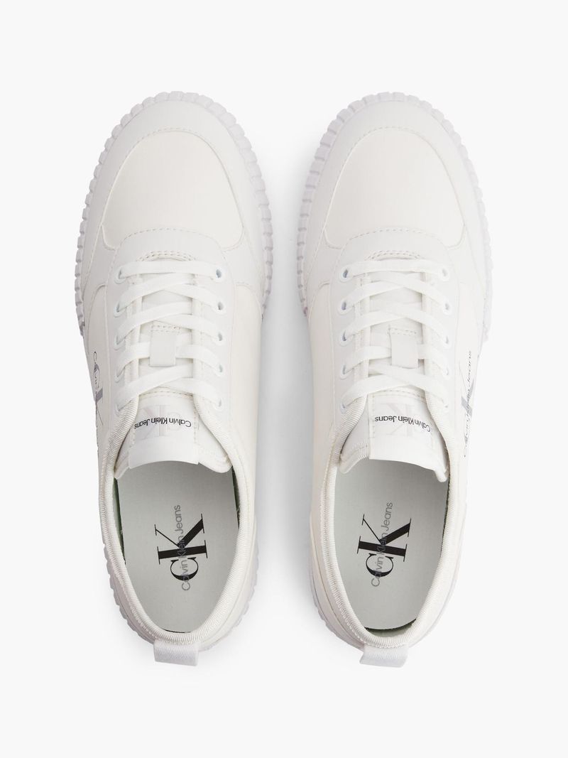 Zapato-tenis-de-lona-reciclada