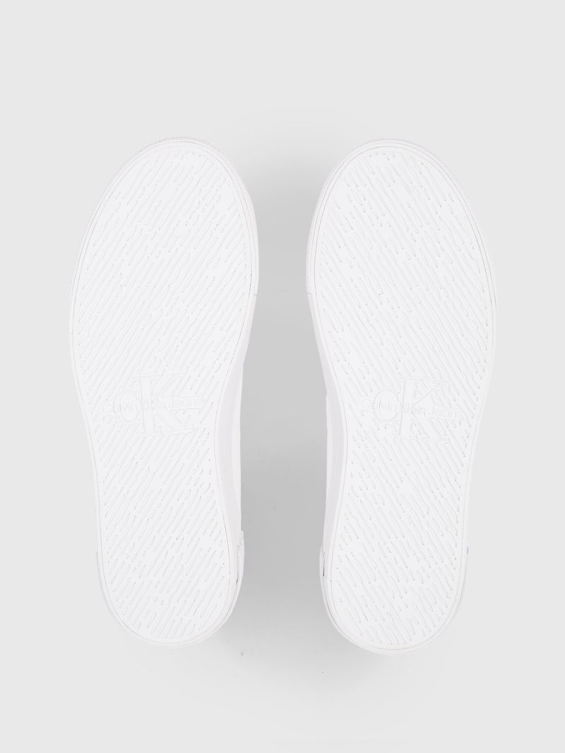 Zapato-tenis-de-lona-reciclada-con-plataforma