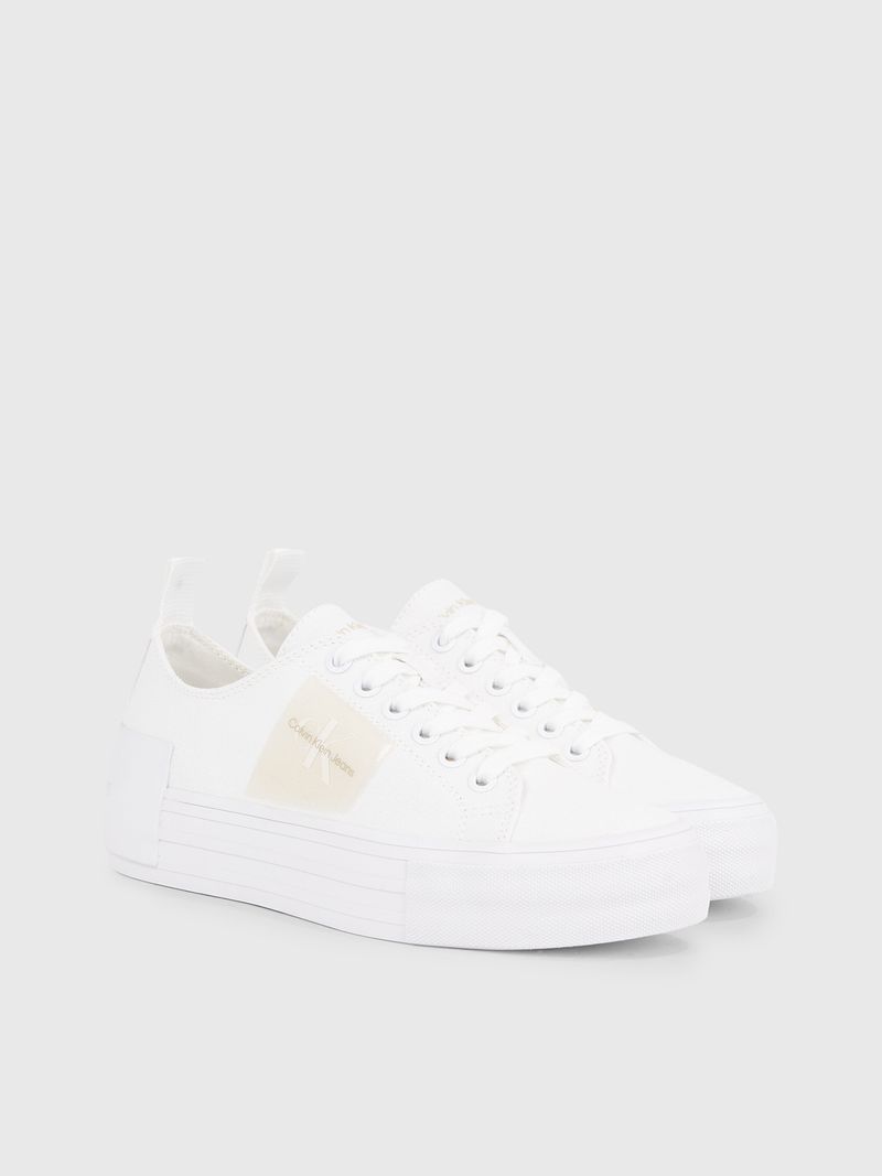 Zapato-tenis-de-lona-reciclada-con-plataforma