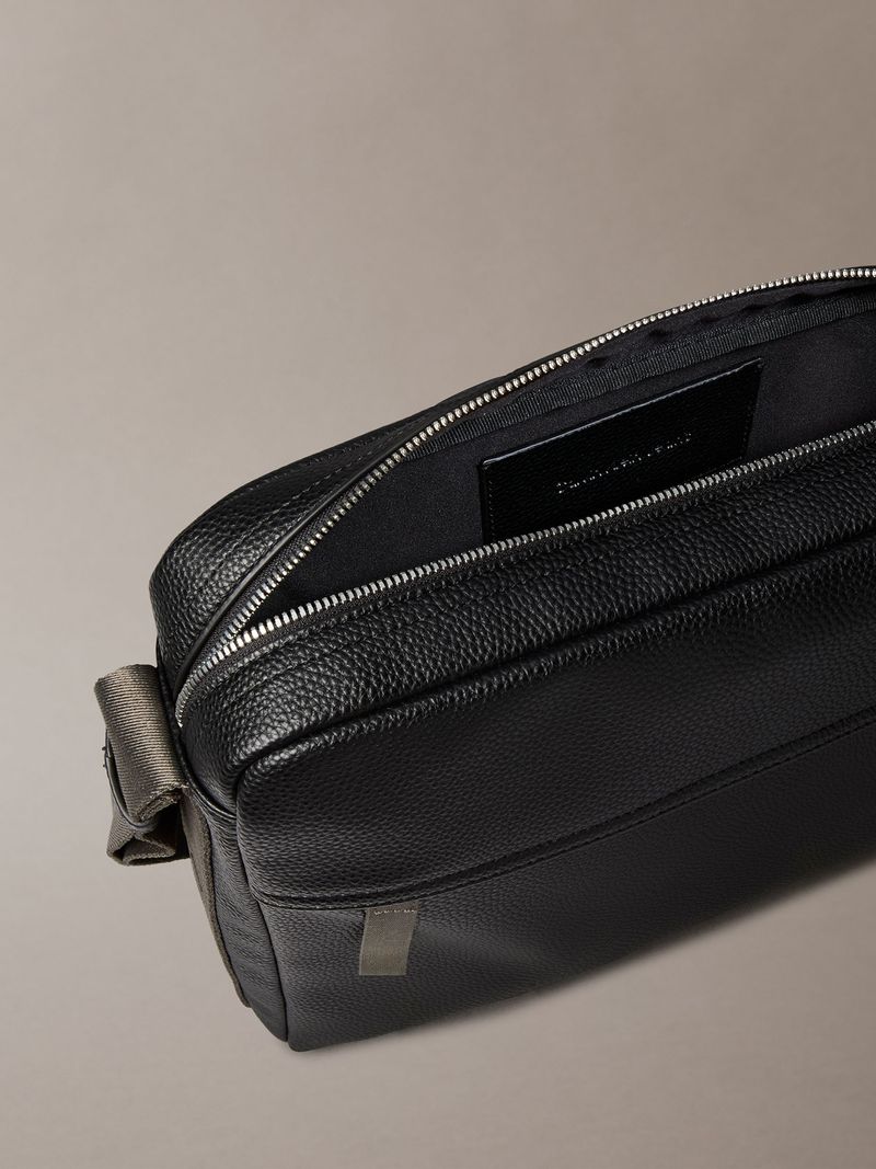 Cartera-cargo-Flight-