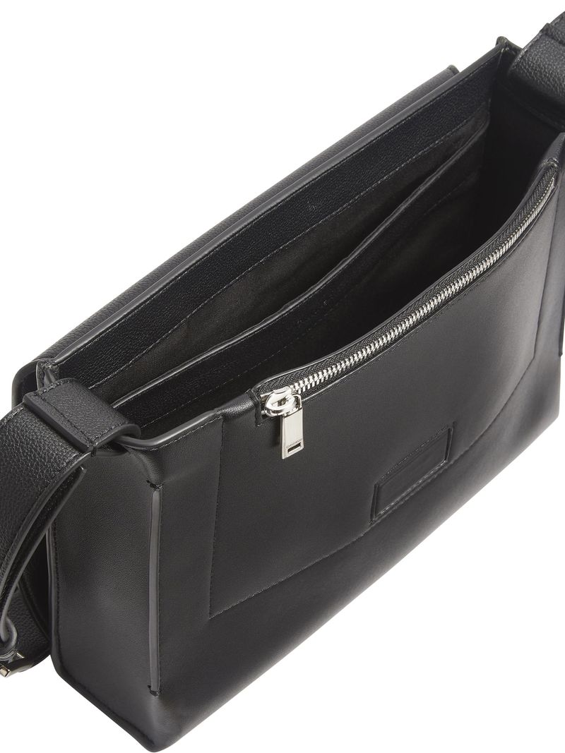 Cartera-de-hombro-micro-pebble