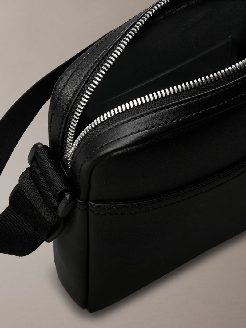 Cartera-reporter-con-logotipo