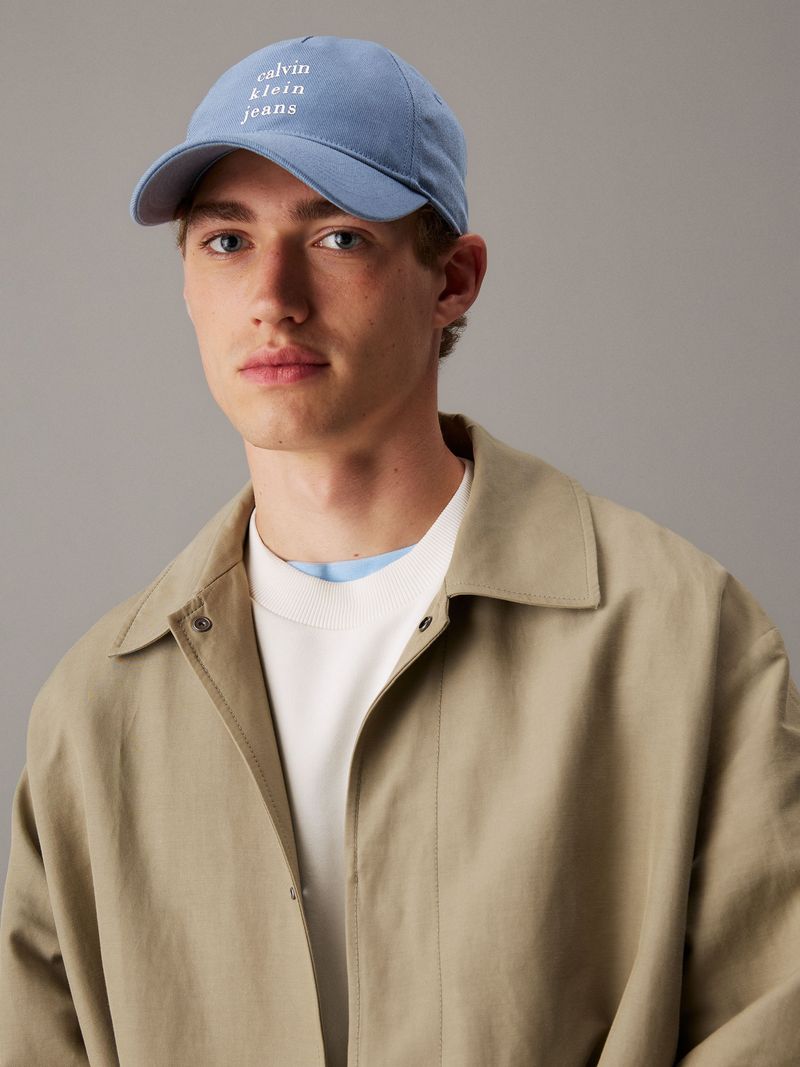 Gorra-Logo-Graphic-Print-Baseball