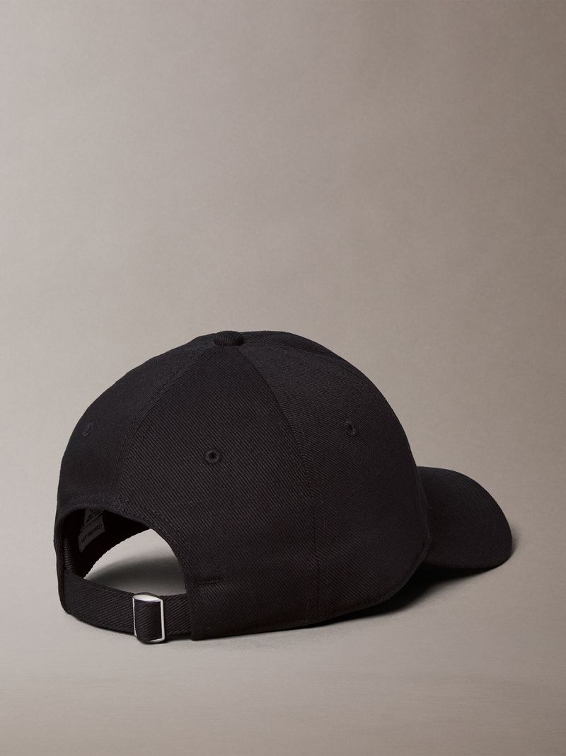 Gorra-Monograma-Bordado-Lateral