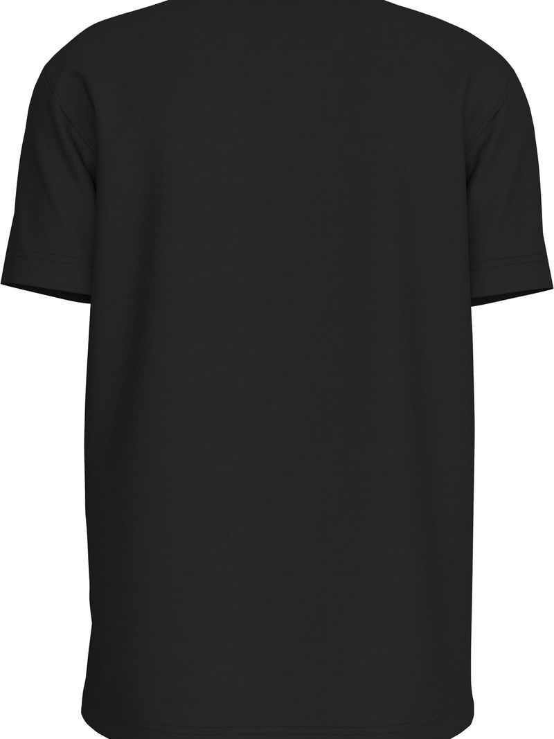 Playera-suave-con-monograma-en-caja
