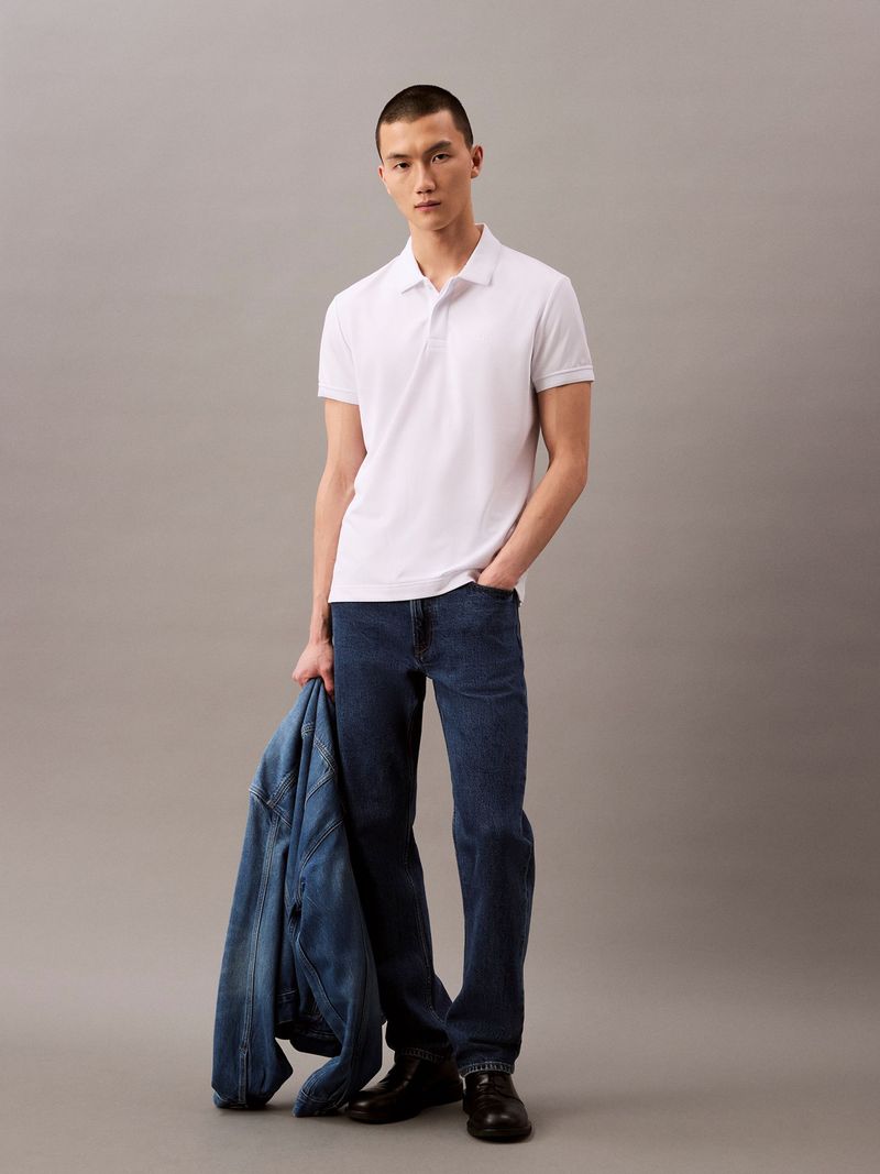 Polo-regular-con-monograma