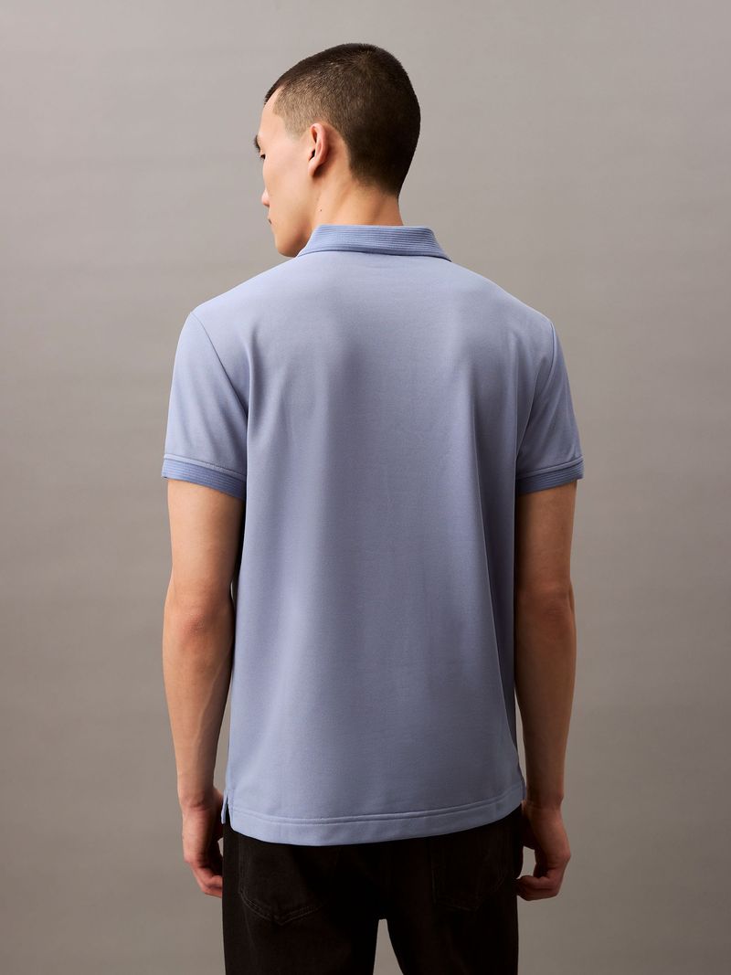 Polo-regular-con-monograma