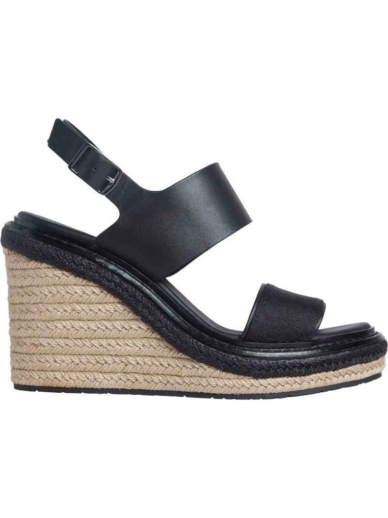 Sandalias-de-cuña-con-monograma