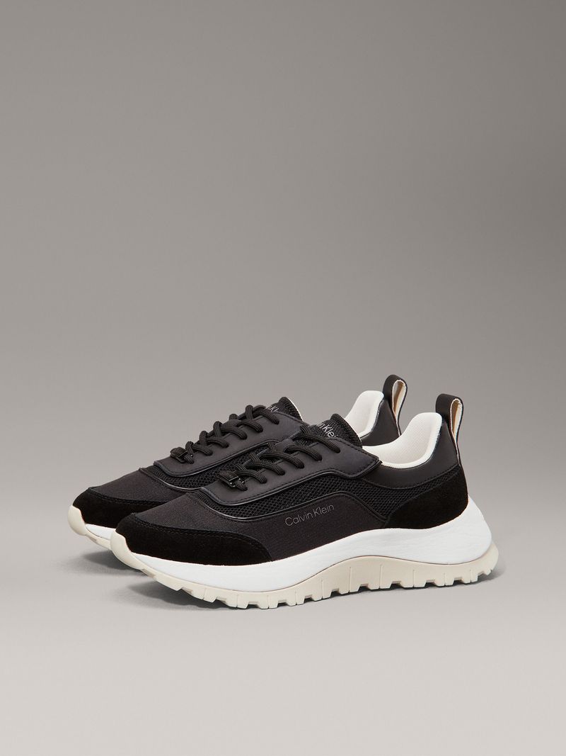 Zapato-tenis-runner-de-cuero-