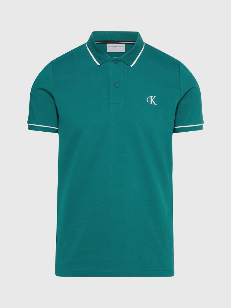 Polo-slim-con-ribete-en-contraste