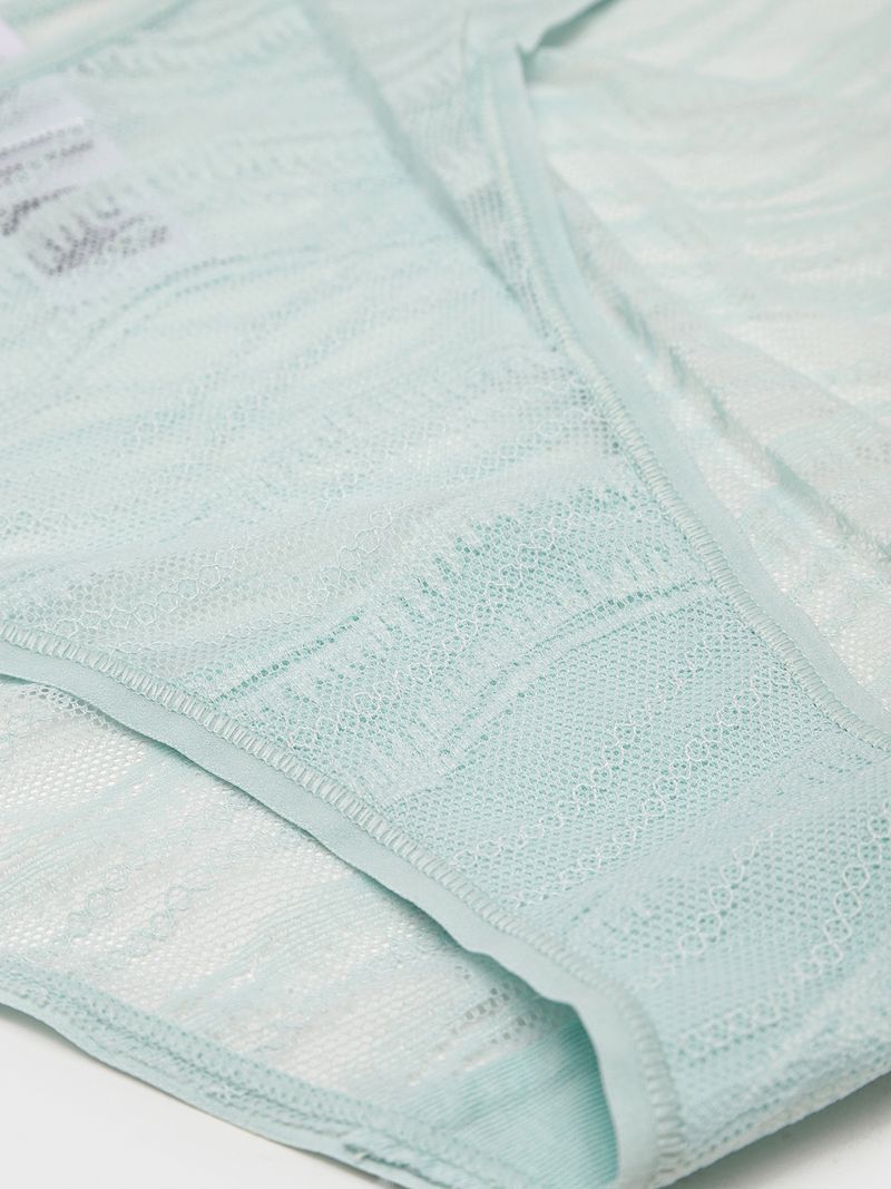 Panty-clasico-de-encaje