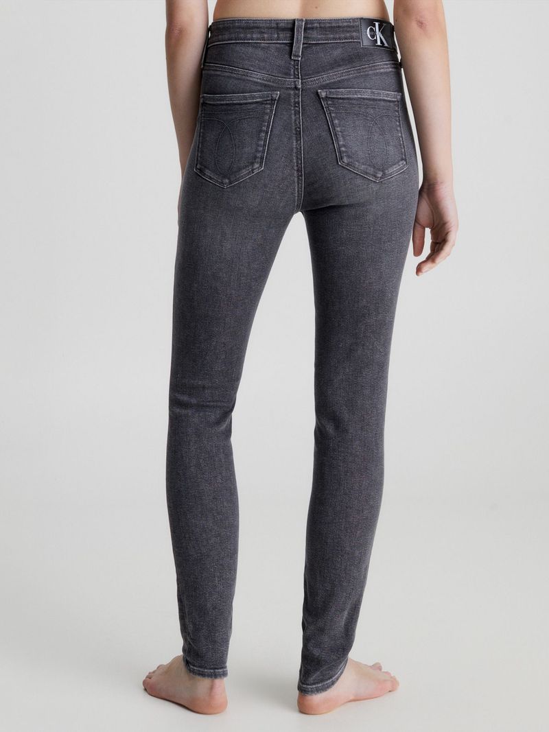 High-Rise-Skinny-jeans