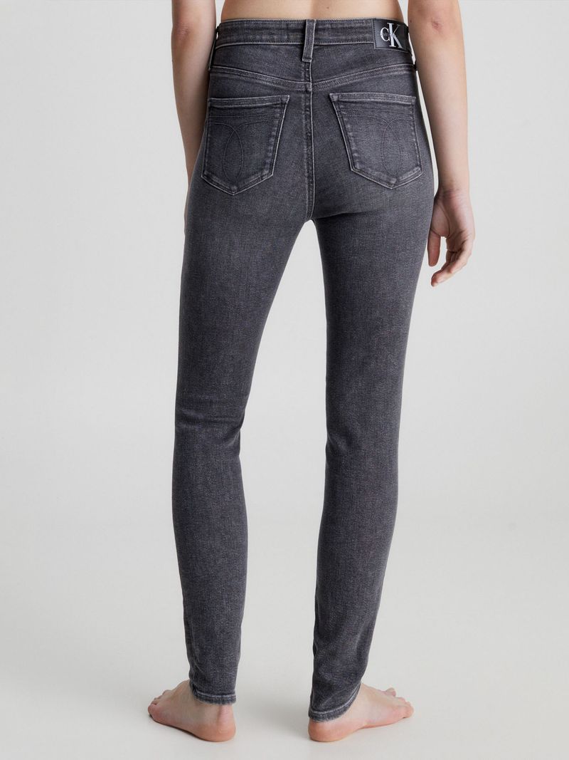 High-Rise-Skinny-jeans