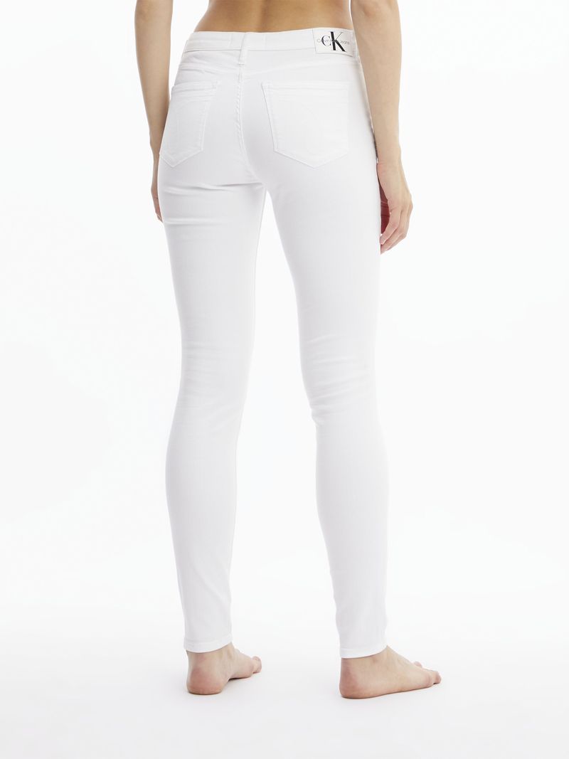 Jeans-skinny-de-talle-medio