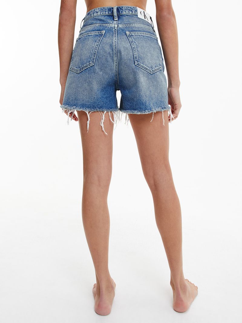 Short-mom-de-talle-alto